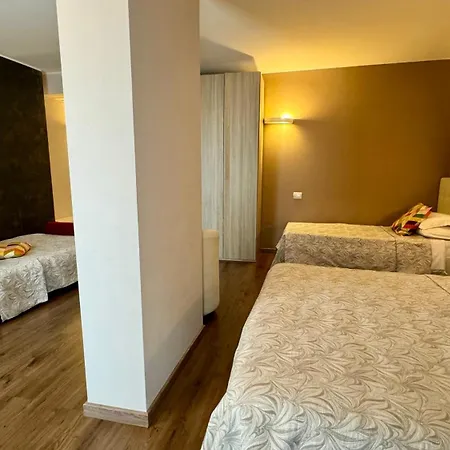 Royal 4* Riva del Garda